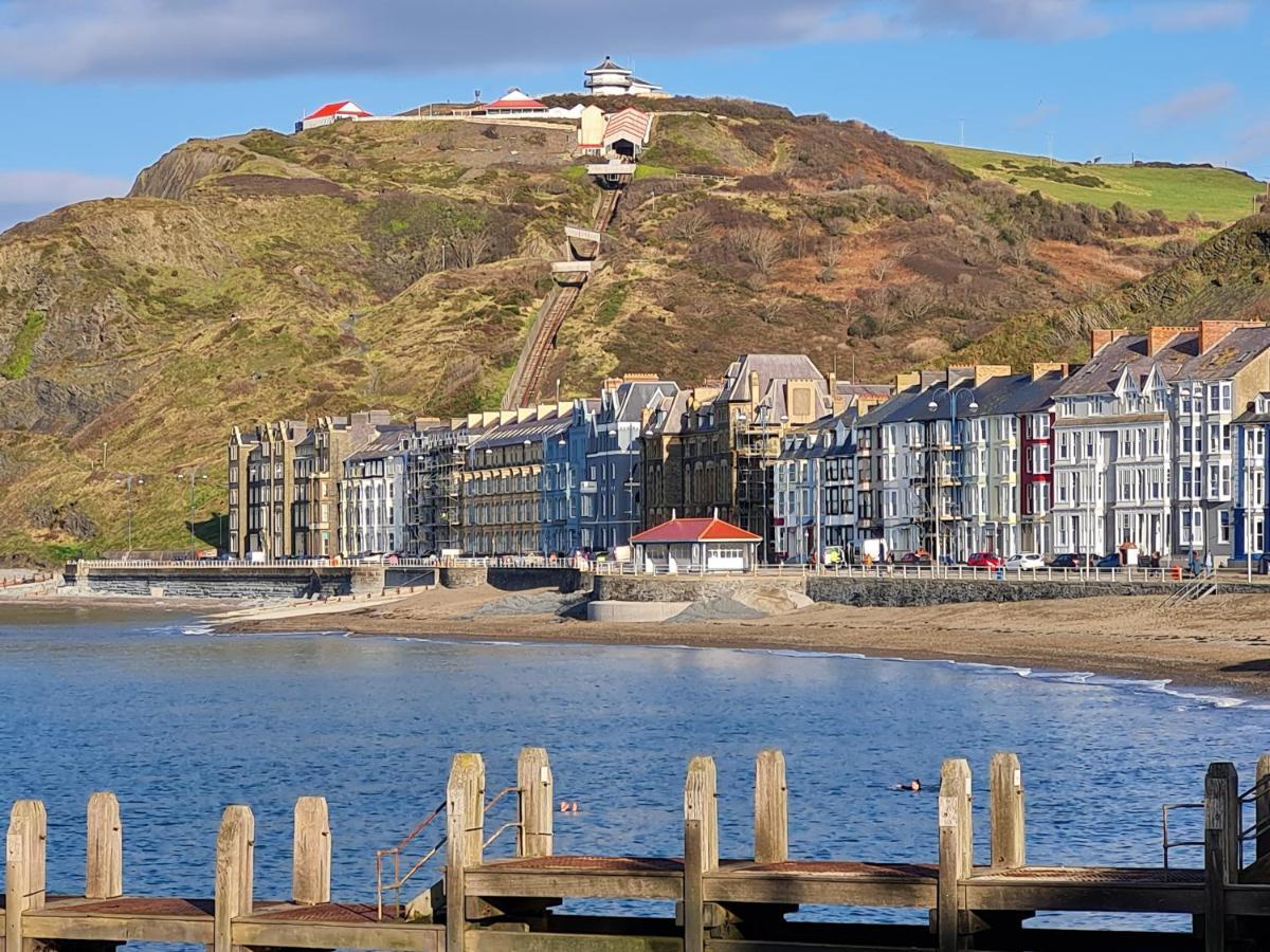 17 Bridge St, 3 Bedroom Flat Aberystwyth Exterior foto